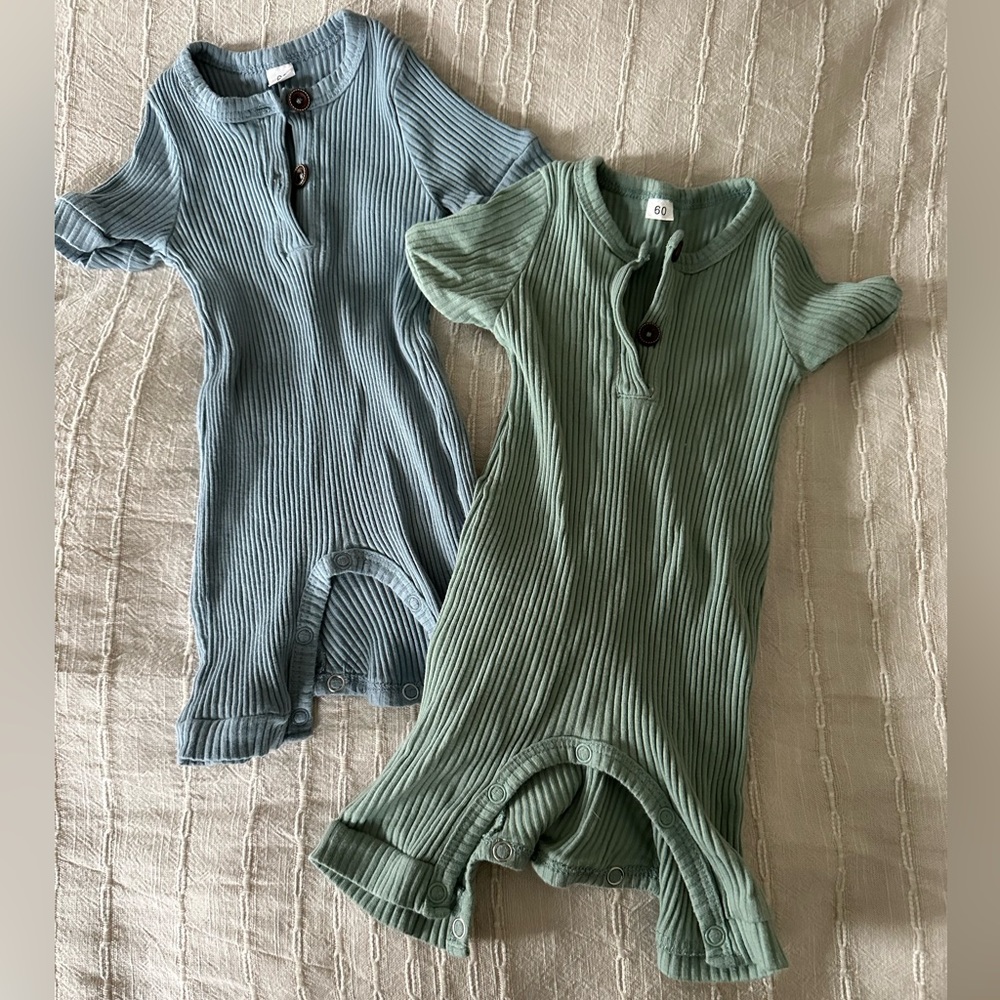 Ribbed new onesies